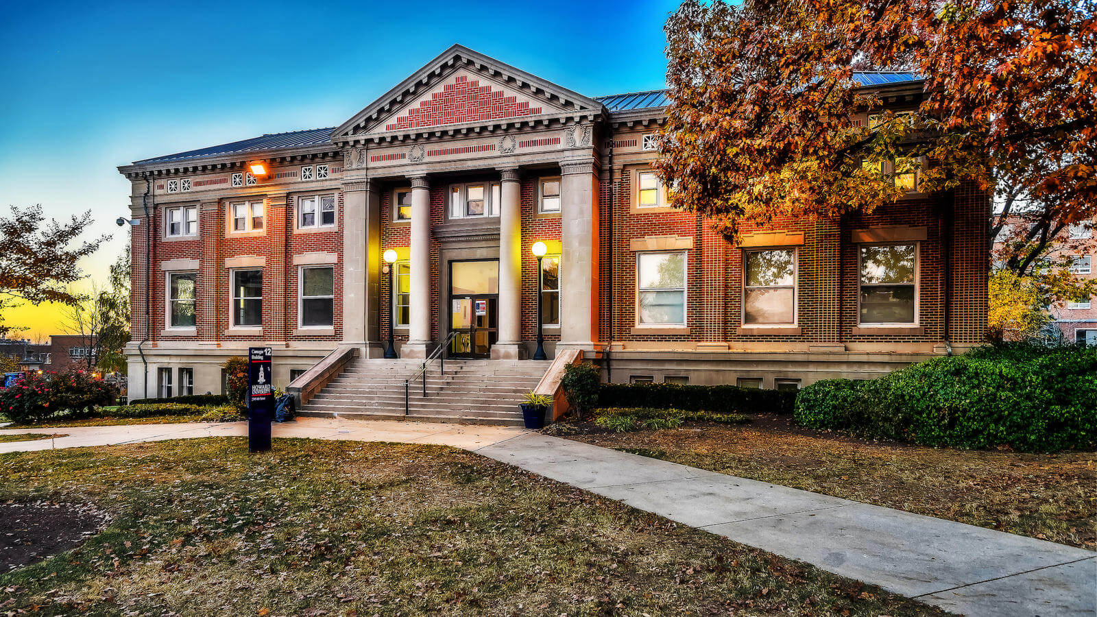 OUS_HU_Carnegie Building
